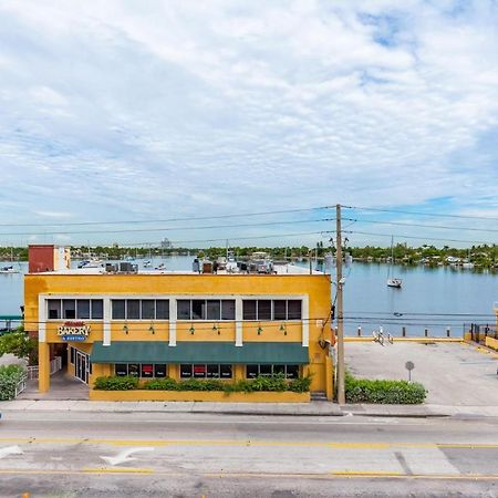 Miami Hollywood Beach At Costa Hollywood 4 Guests By Ammosvr Apartment Hallandale Beach Exterior photo